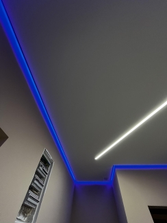 Выполненная работа - Потолок Descor premium с RGB лентой Dumlight